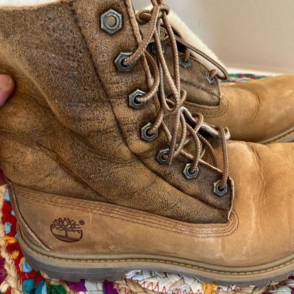 Timberland Tan Shearling-Lined Lace-Up Boots - Picture 3 of 7